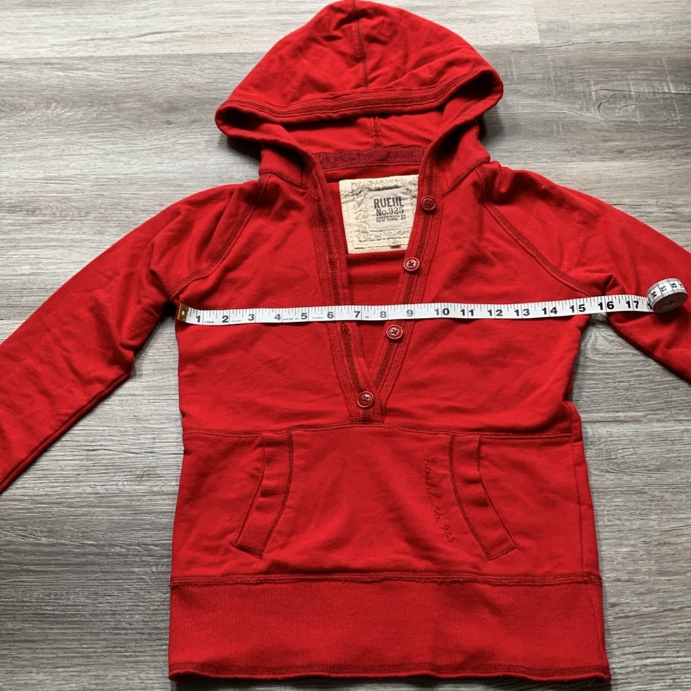 Vintage Ruehl’s No 925 classic red fitted hoodie X